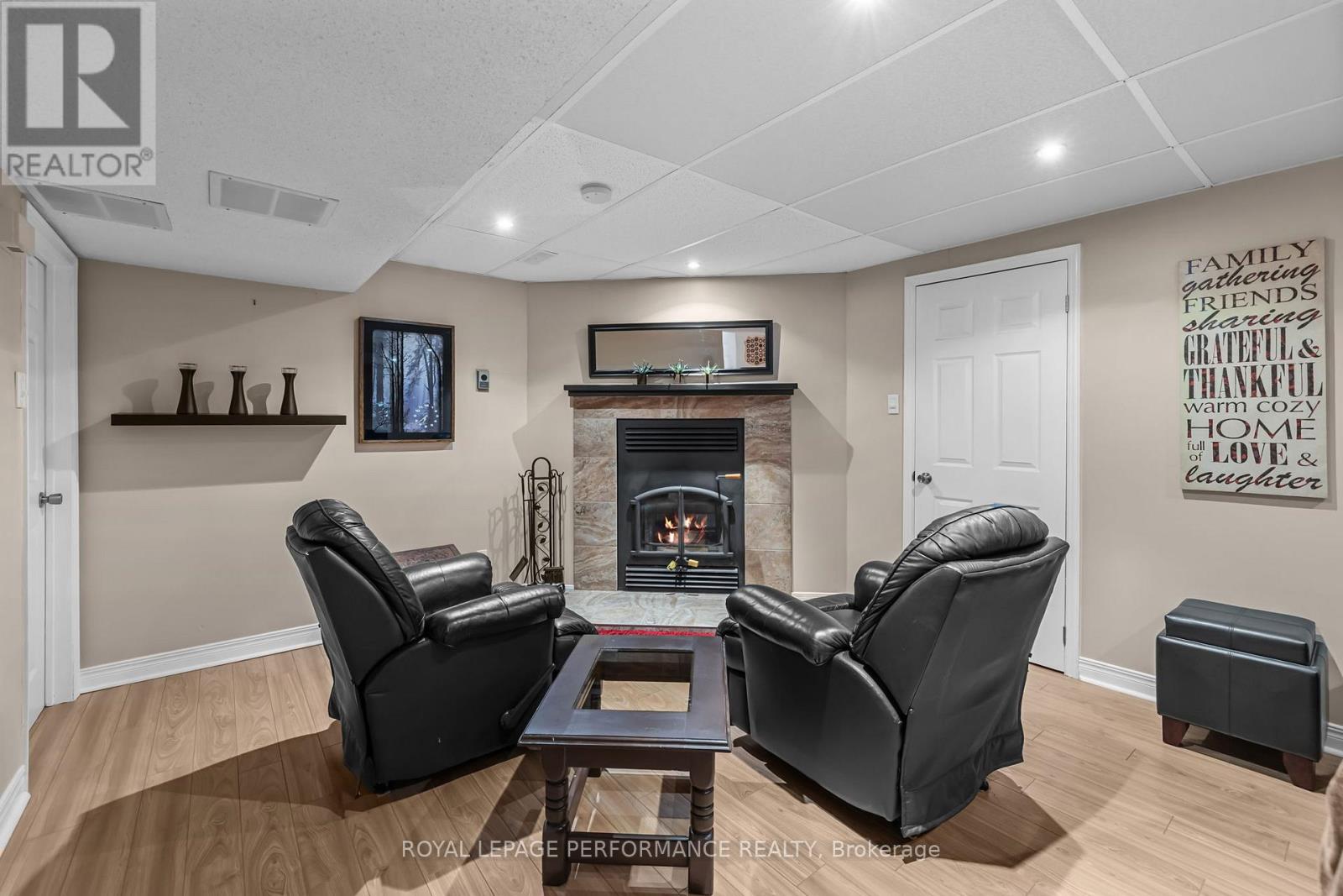 882 DU CASTOR ROAD - 36