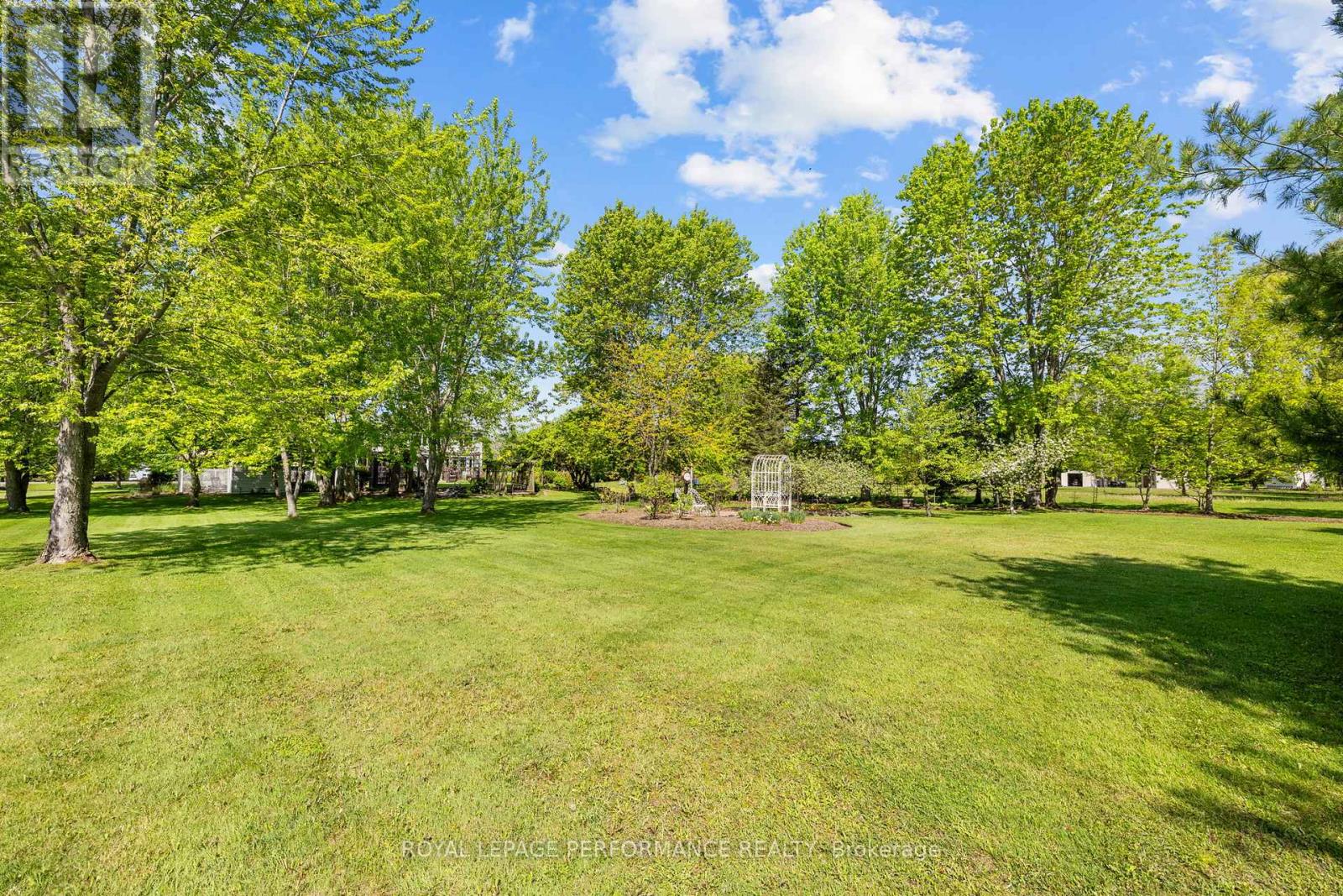 882 DU CASTOR ROAD - 43