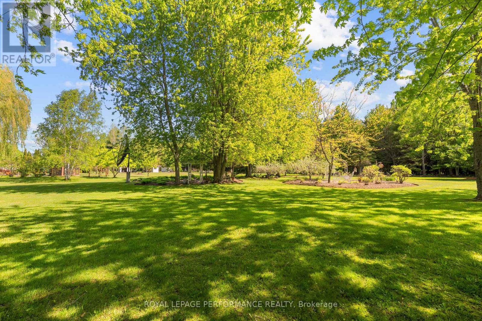 882 DU CASTOR ROAD - 44