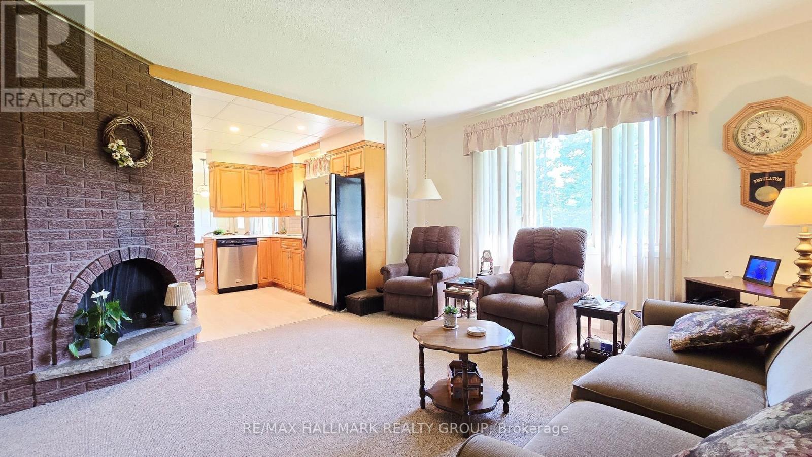 3 Bed, 3 Bath House for Sale in Ottawa – 1755 MARCHURST ROAD, Ottawa – MLS# X13454730 - Image 12