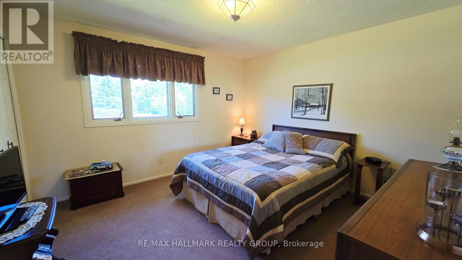 3 Bed, 3 Bath House for Sale in Ottawa – 1755 MARCHURST ROAD, Ottawa – MLS# X13454730 - Image 21