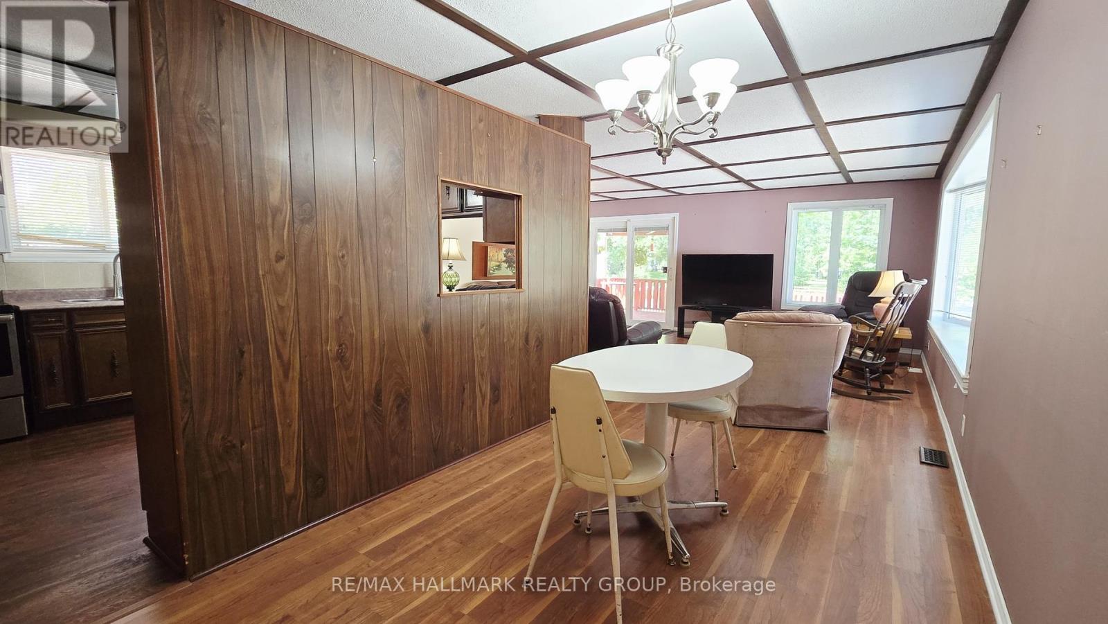 266 BALDWIN STREET - 12