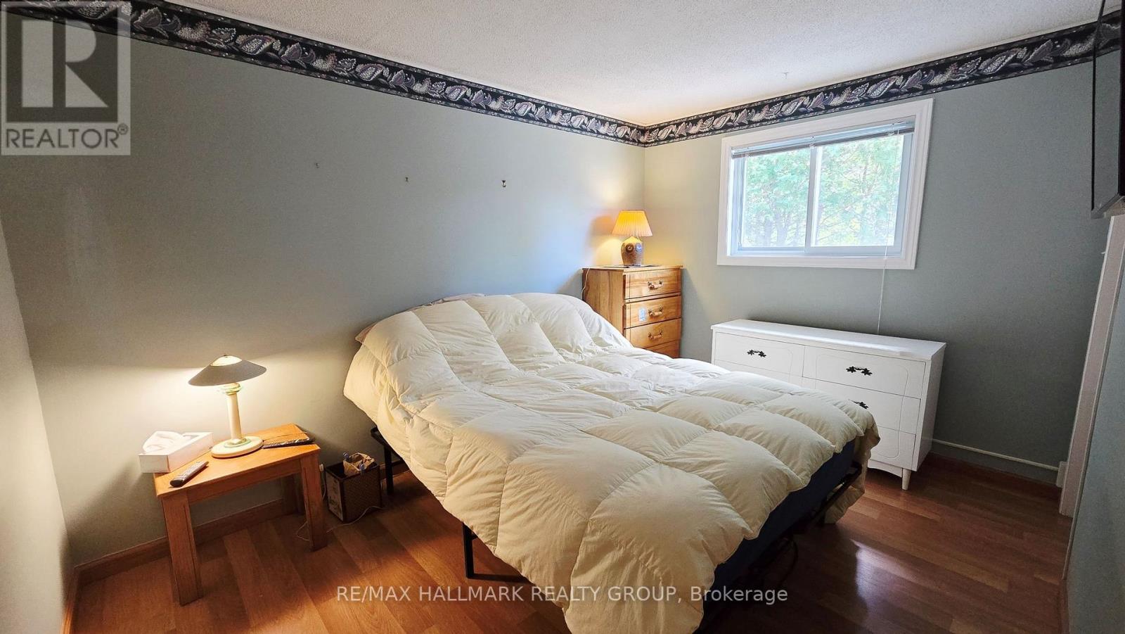 266 BALDWIN STREET - 19