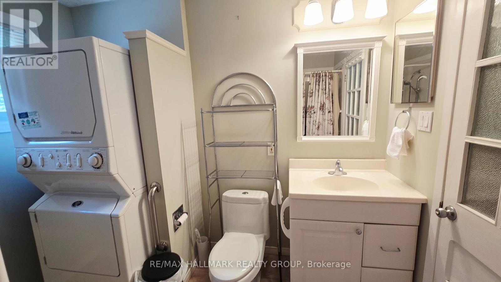 266 BALDWIN STREET - 22