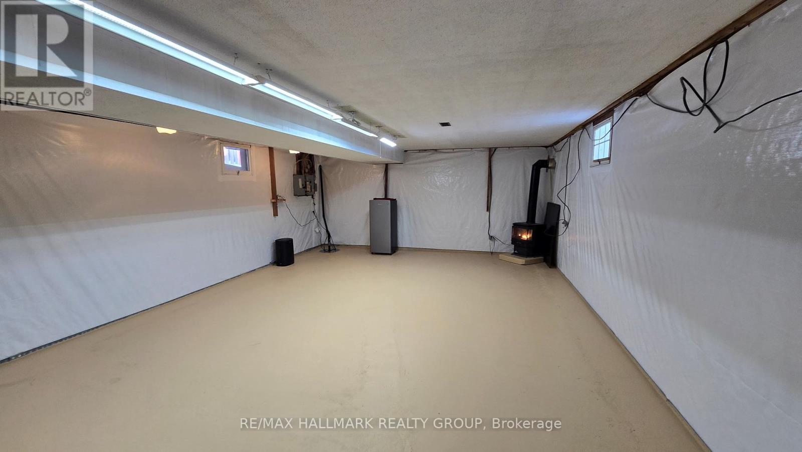 266 BALDWIN STREET - 24