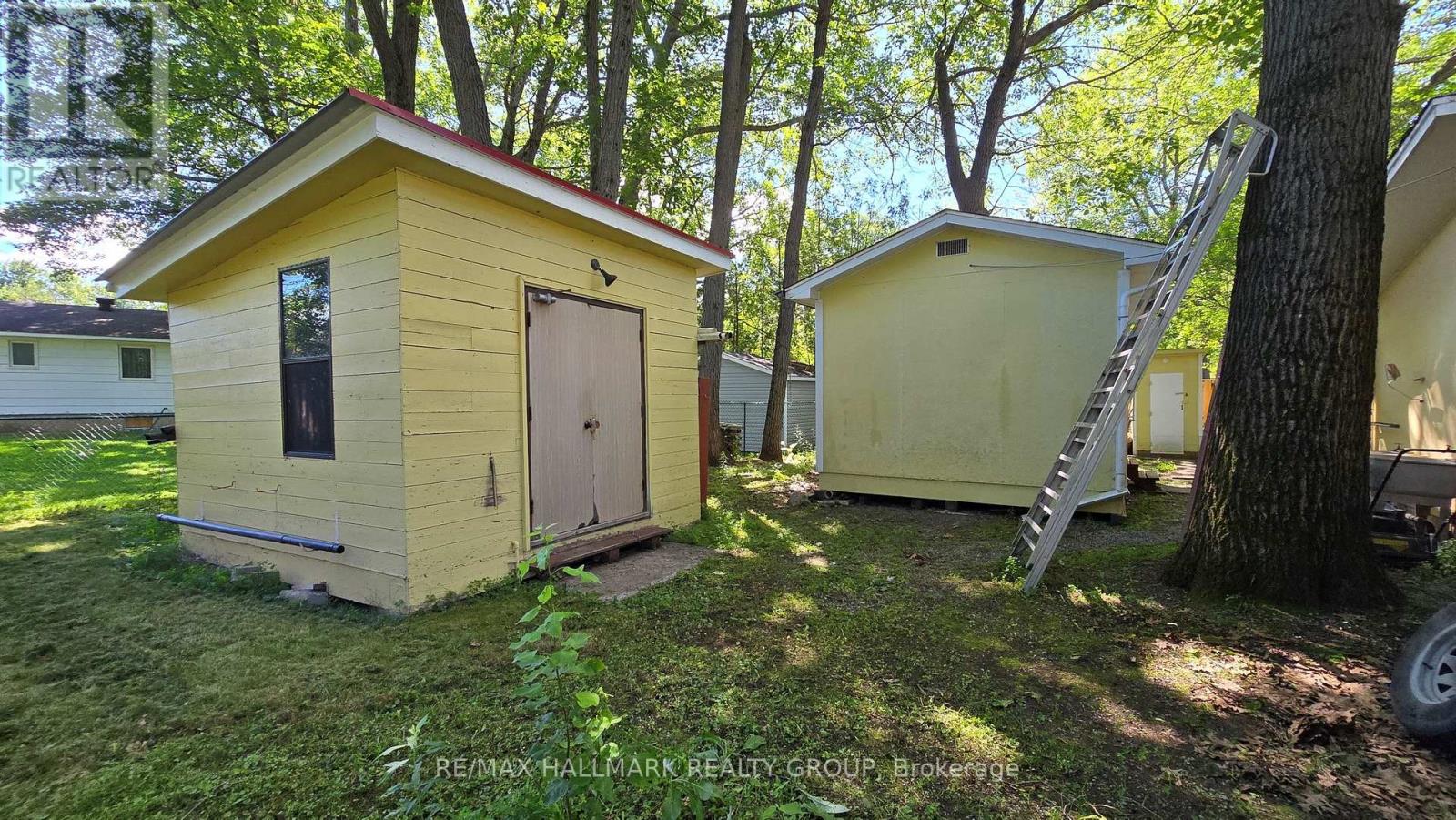 266 BALDWIN STREET - 33