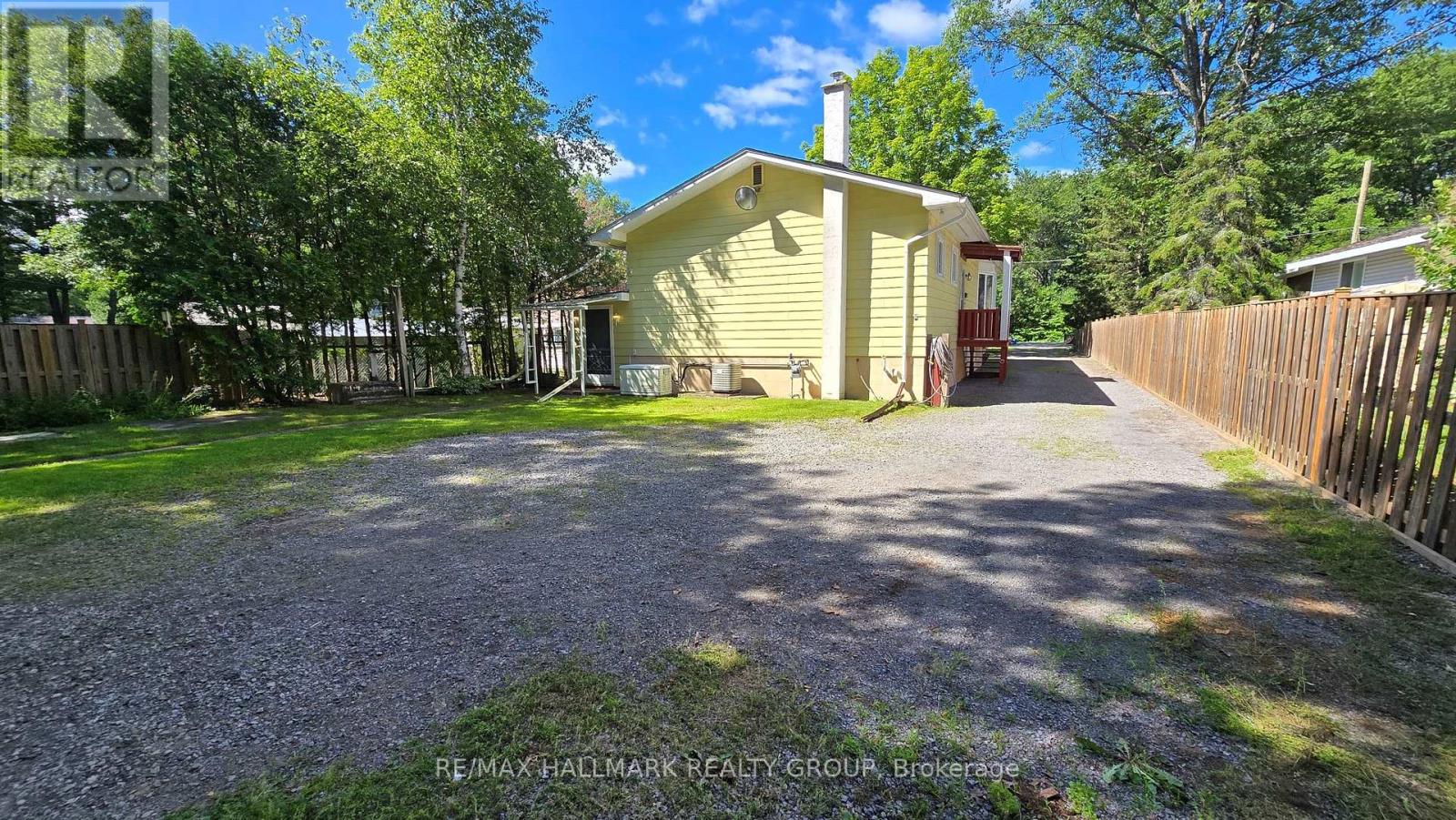 266 BALDWIN STREET - 5