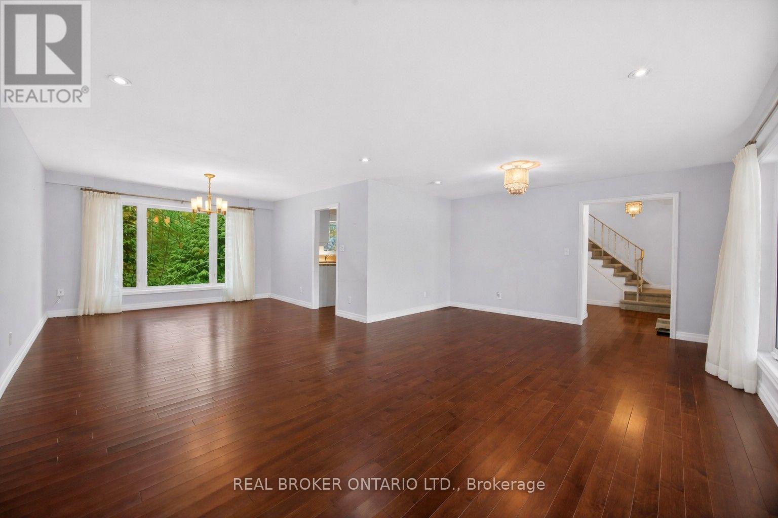 6 FARR AVENUE - 2