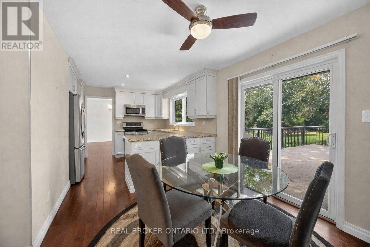 6 FARR AVENUE - 8