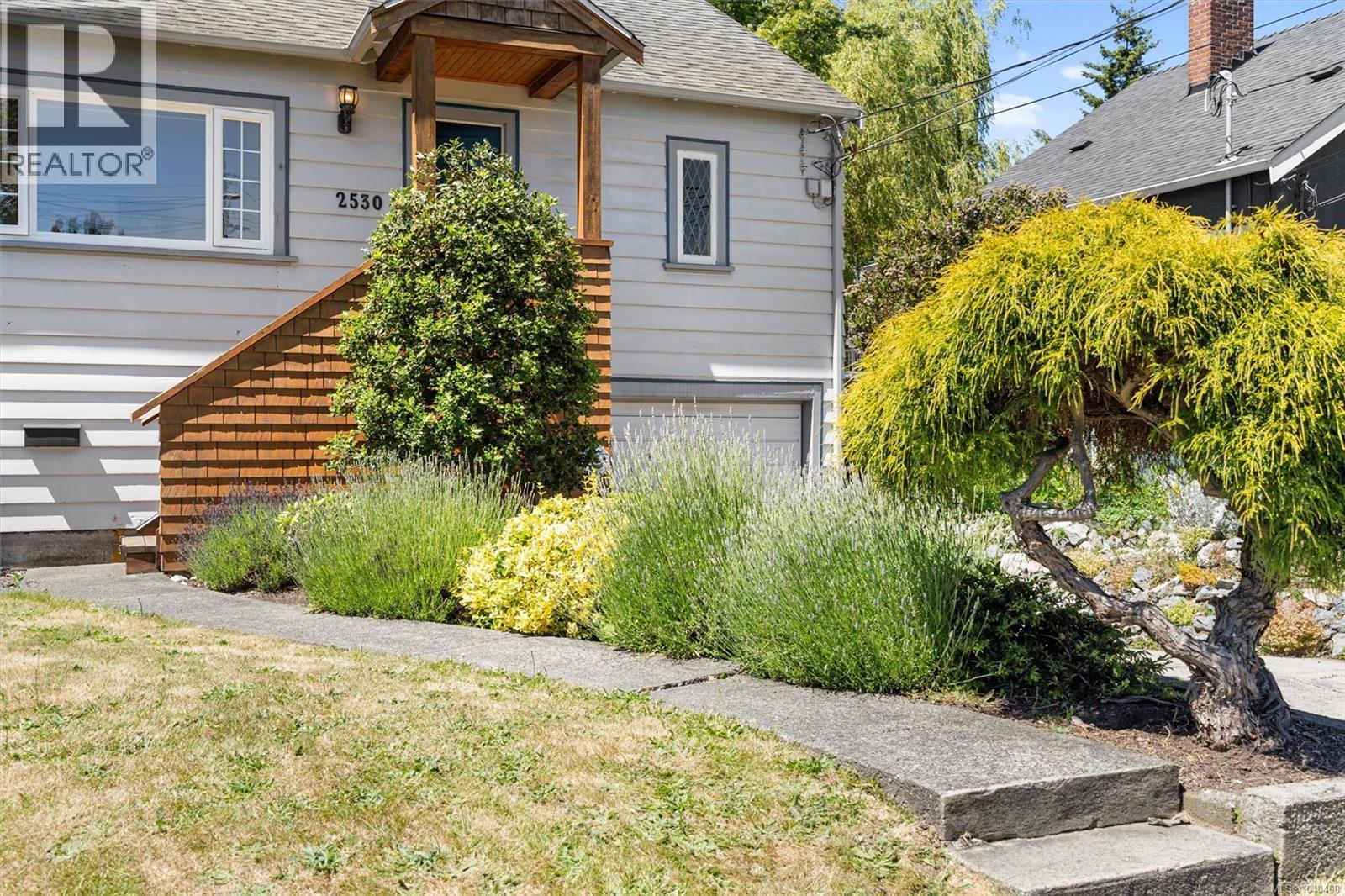  2530 Blackwood Street, Victoria