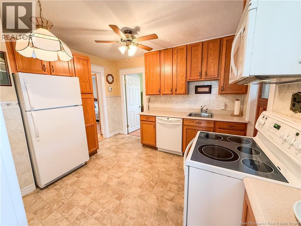 1093 Main Street - Image 8