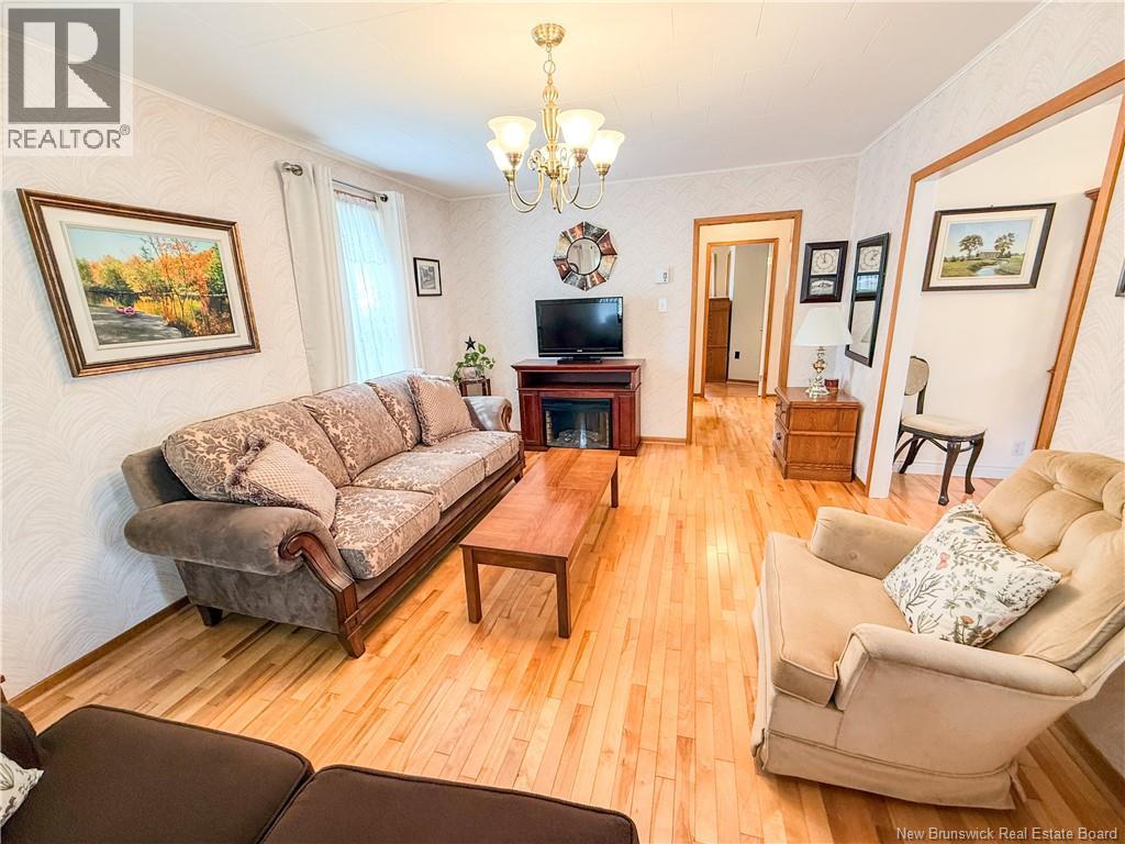 1093 Main Street - 6