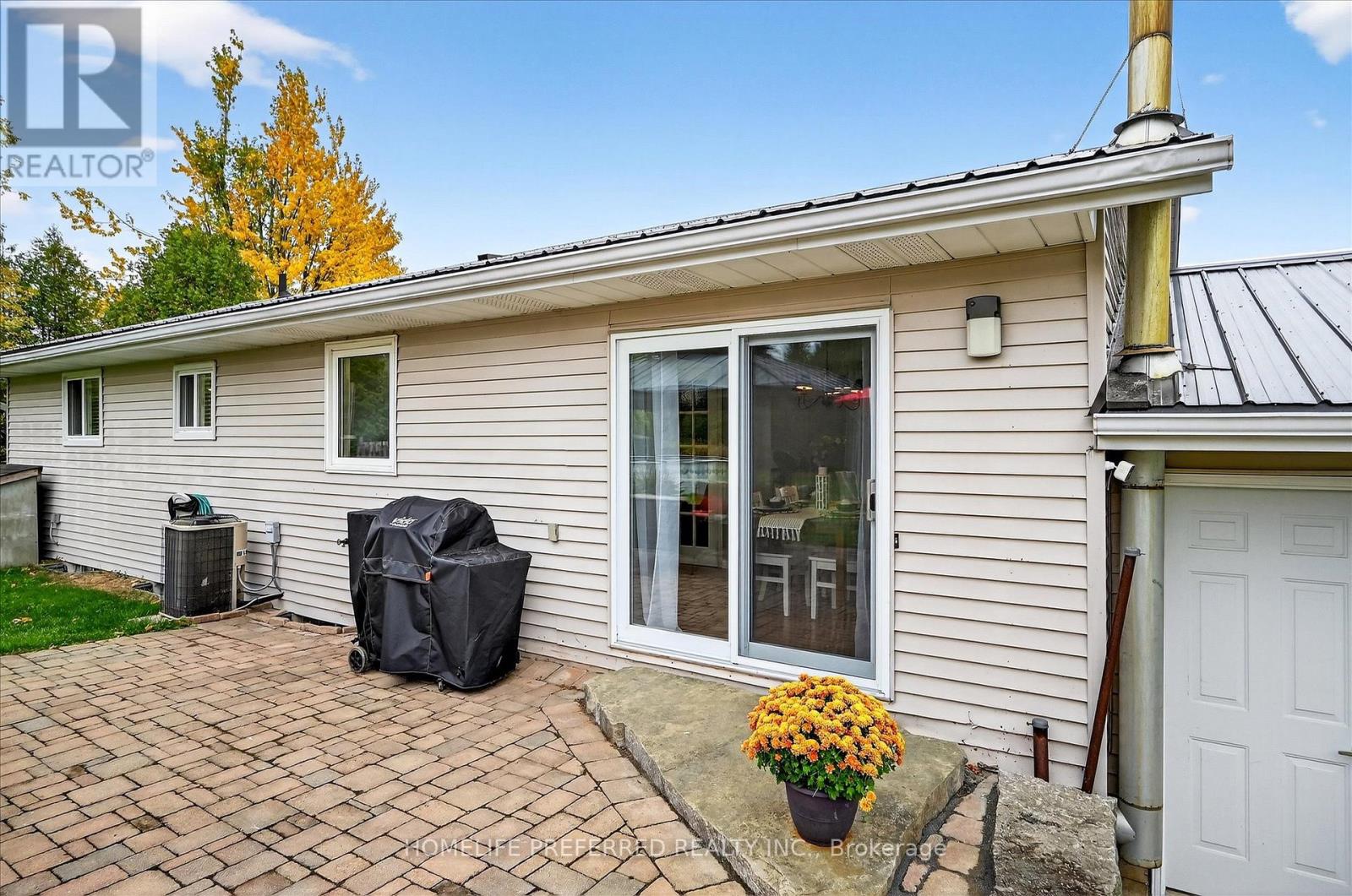 530 CENTRELINE ROAD - 38