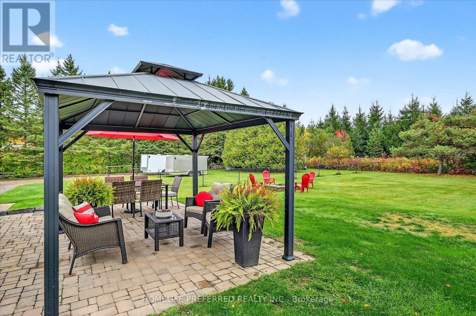 530 CENTRELINE ROAD - 40