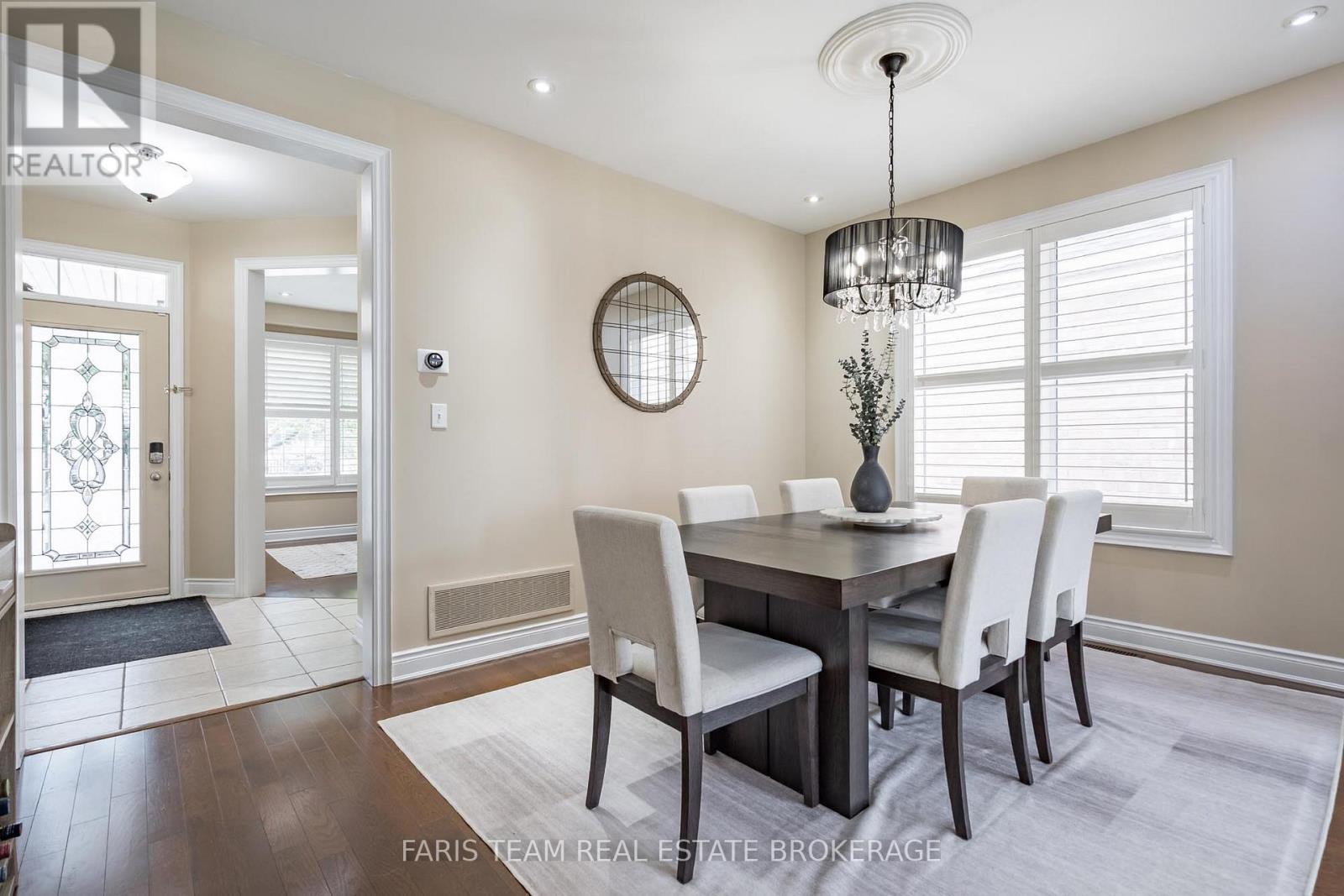 26 KIDD CRESCENT - 13