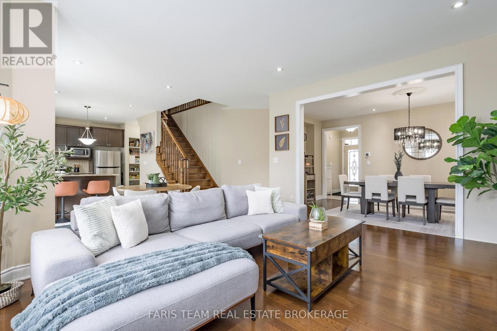 26 KIDD CRESCENT - 17