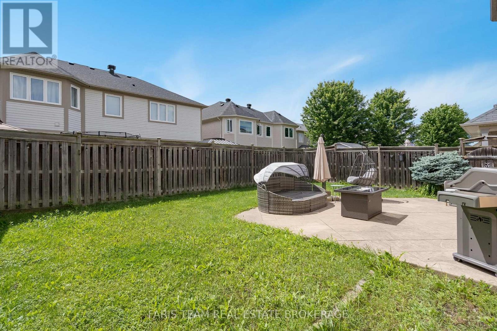 26 KIDD CRESCENT - 37