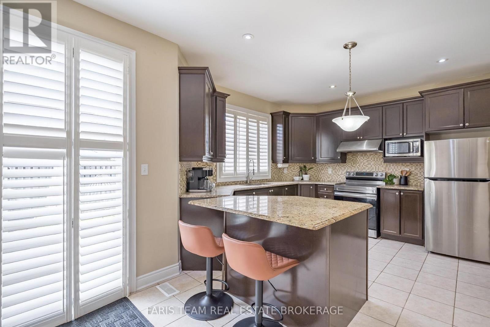 26 KIDD CRESCENT - 7