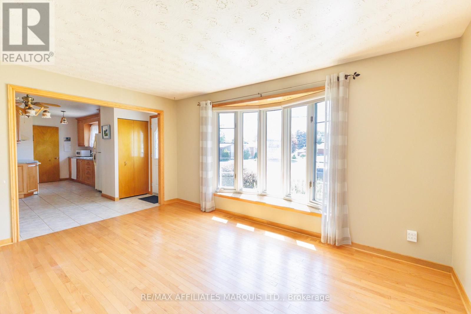 63 KINCARDINE STREET W - 22