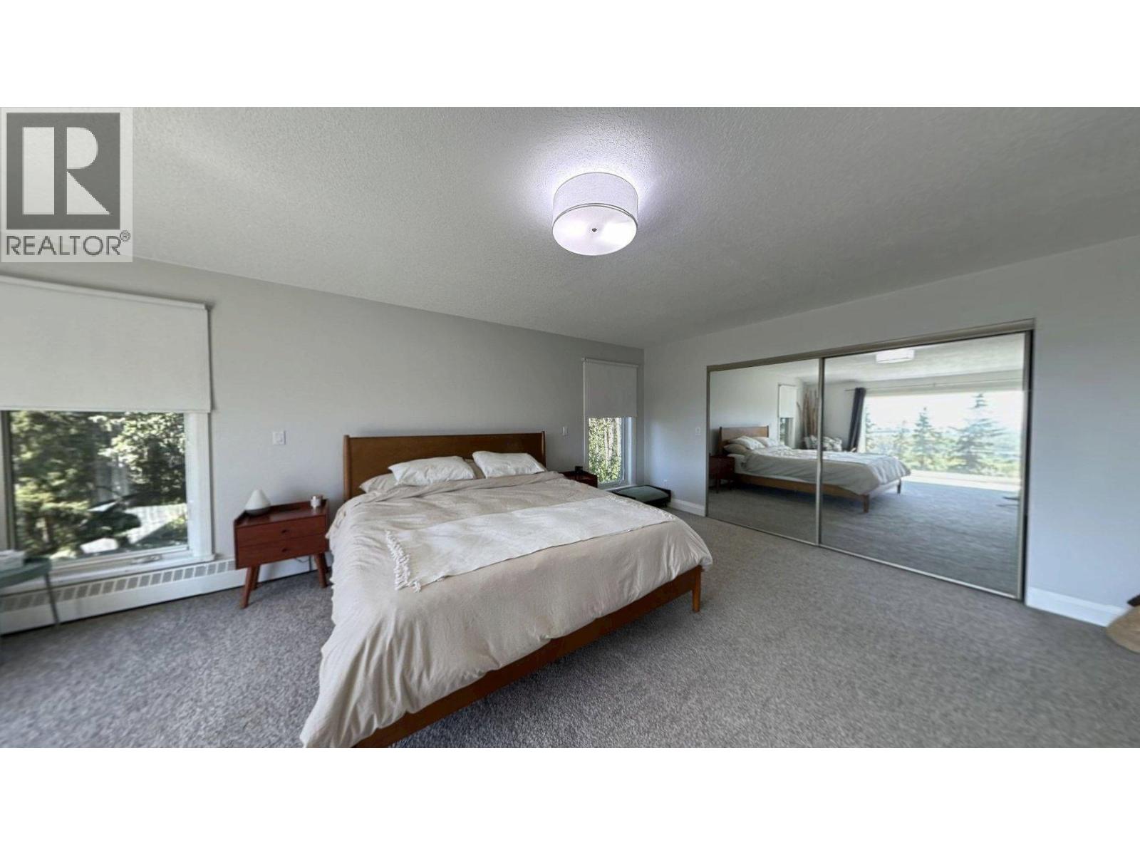 12583 267 ROAD - 21
