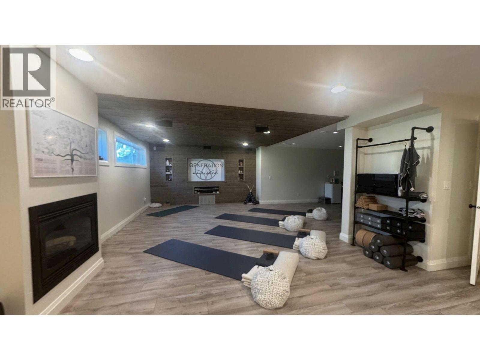 12583 267 ROAD - 26