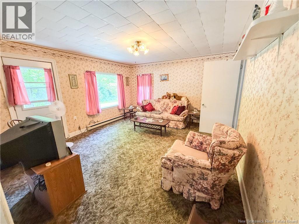 451 McGregor Brook Road - Image 10