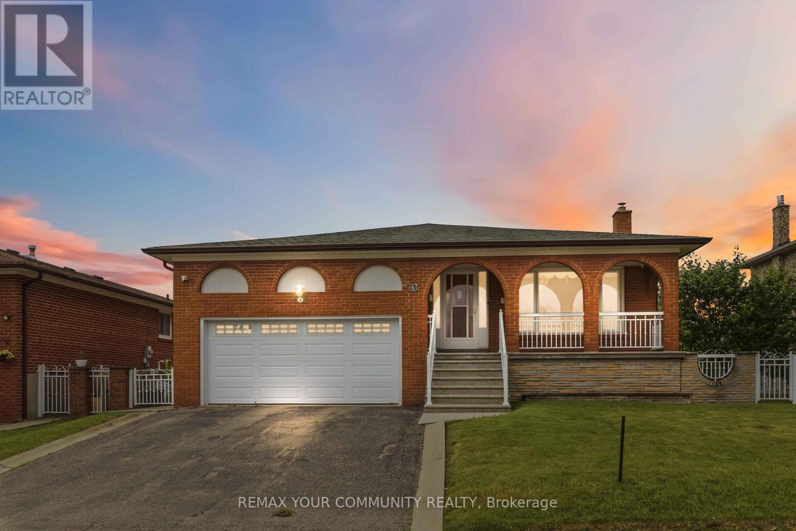 17 HARRIS CRESCENT - 1