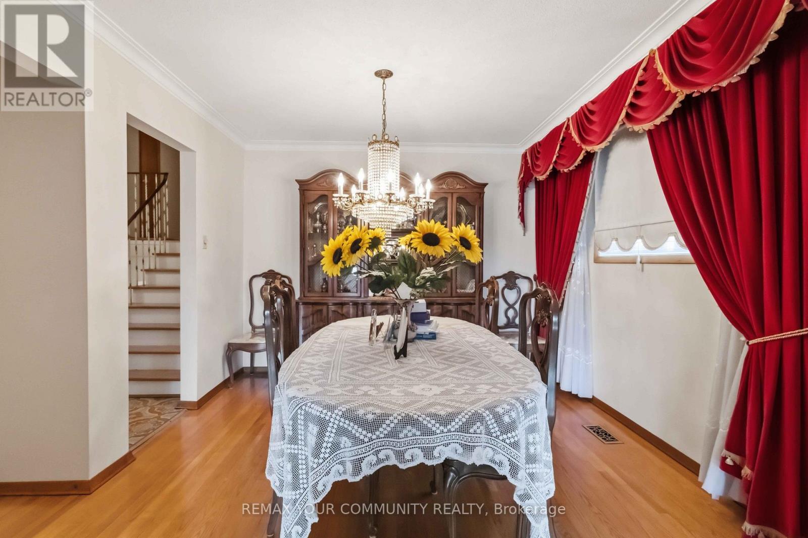 17 HARRIS CRESCENT - 11