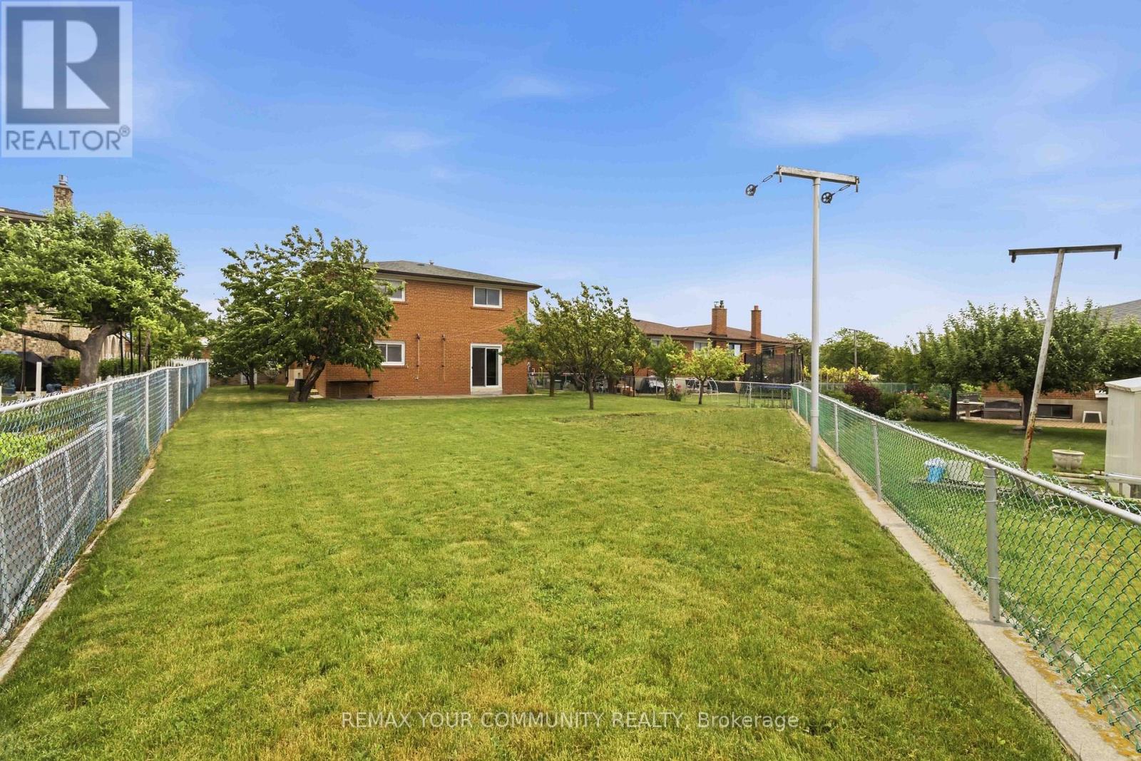 17 HARRIS CRESCENT - 46