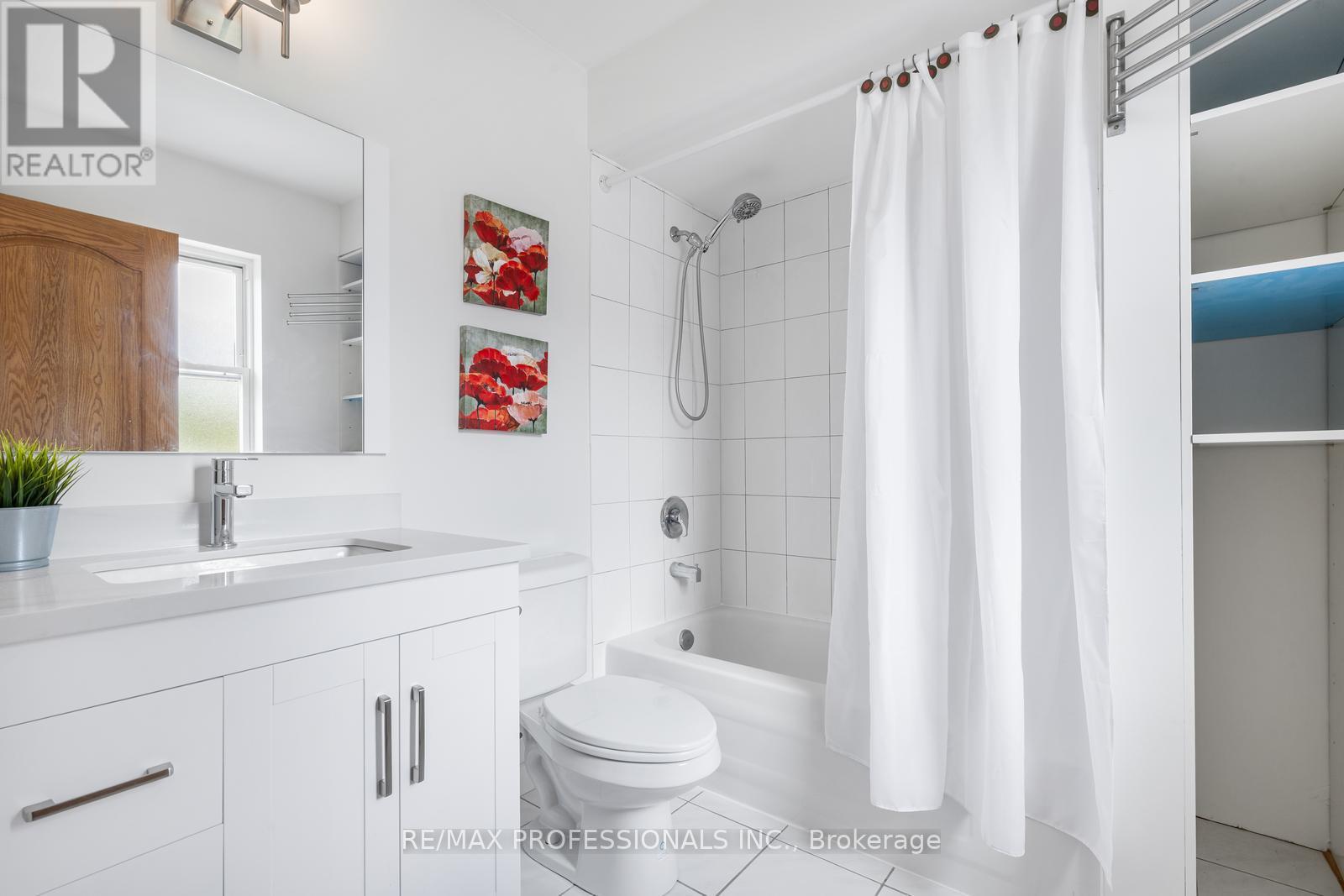 152 EVANS AVENUE - 29