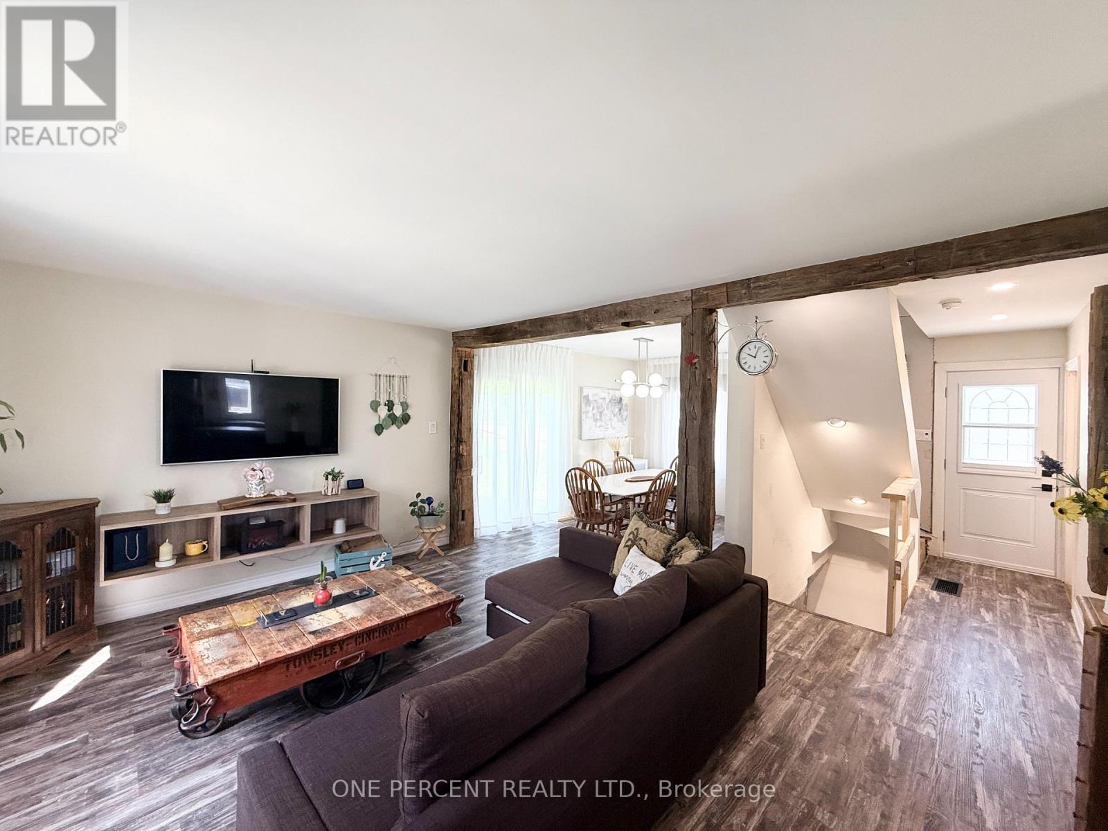 92 NOBLE STREET S - 14