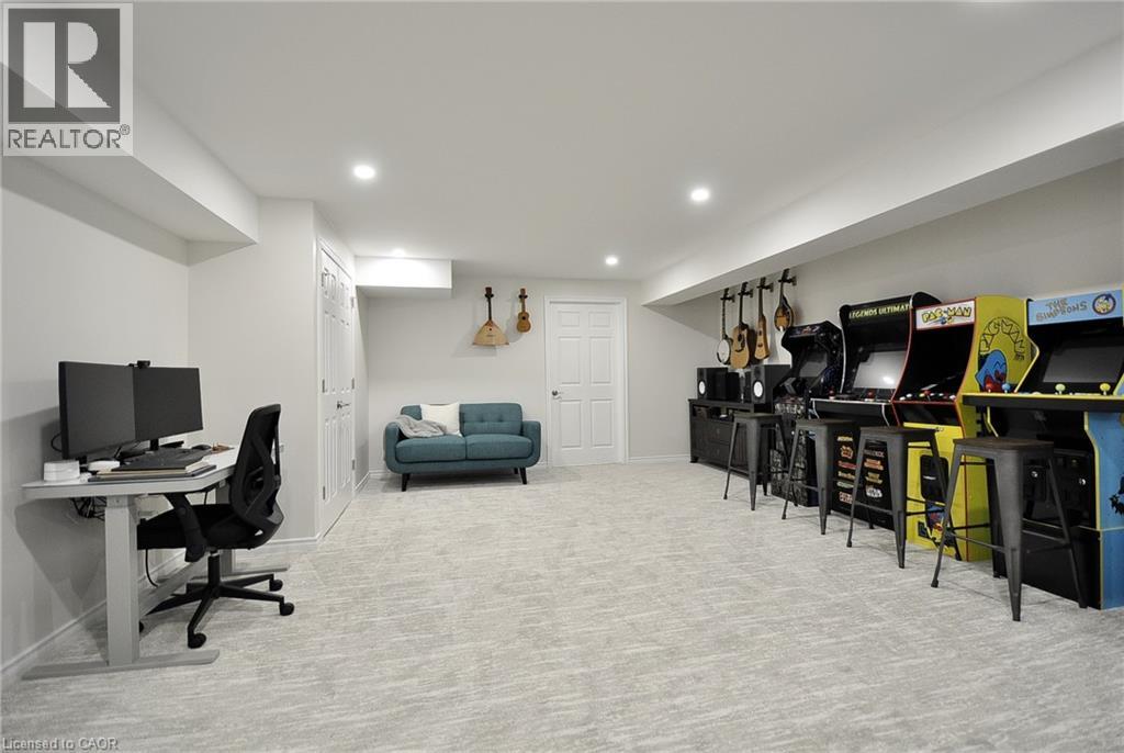 133 GRANDVILLE Circle - 34