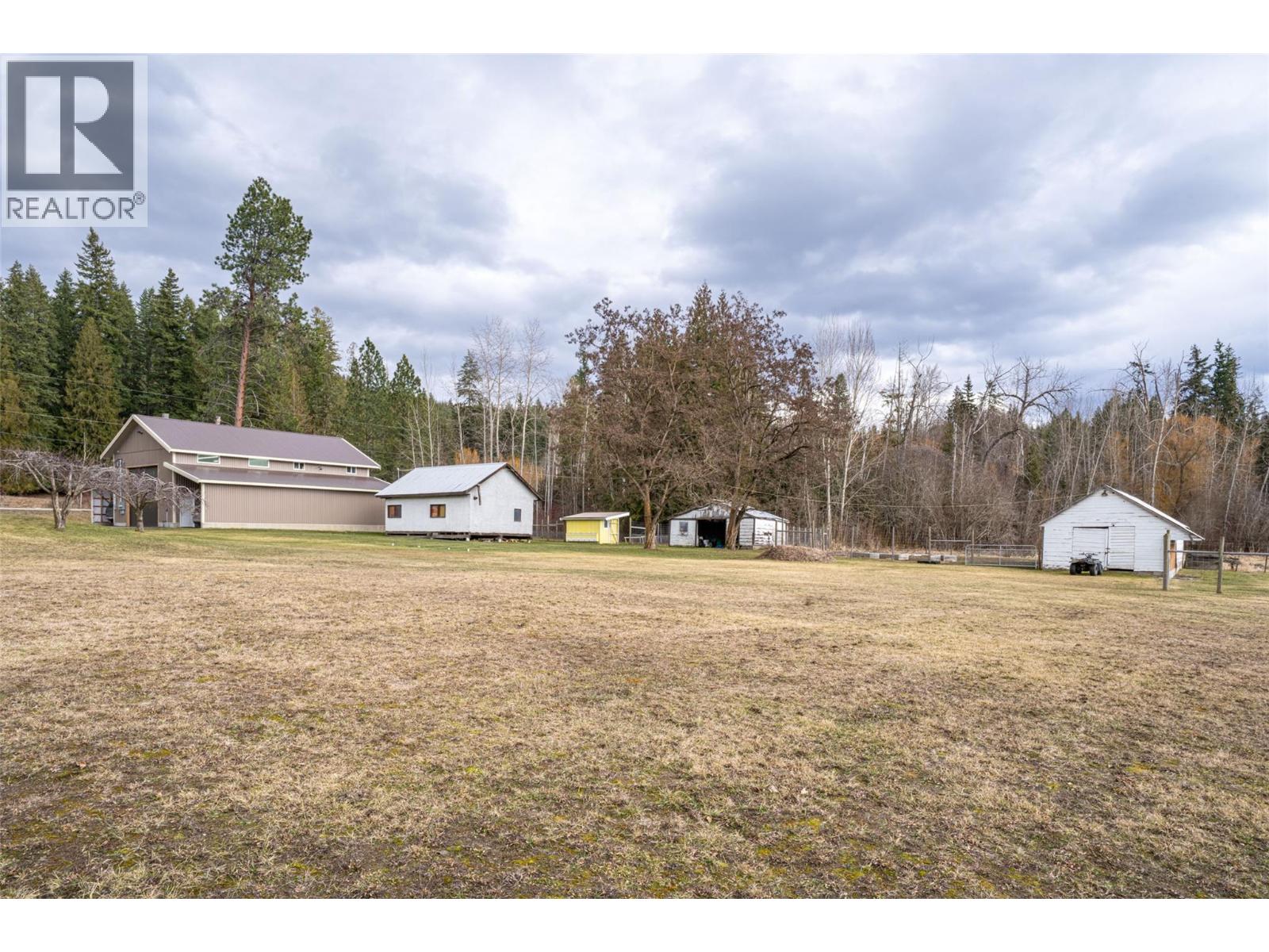 1851 70 Street SE - 35