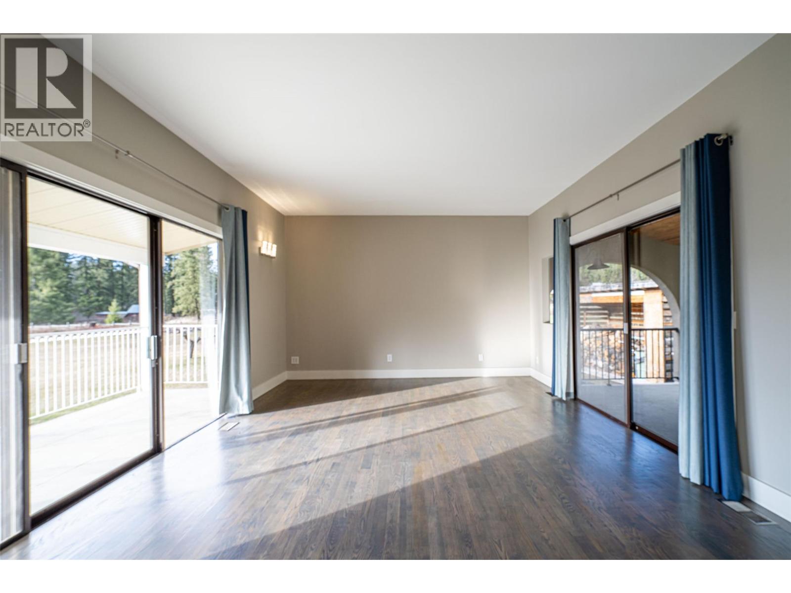 1851 70 Street SE - 67