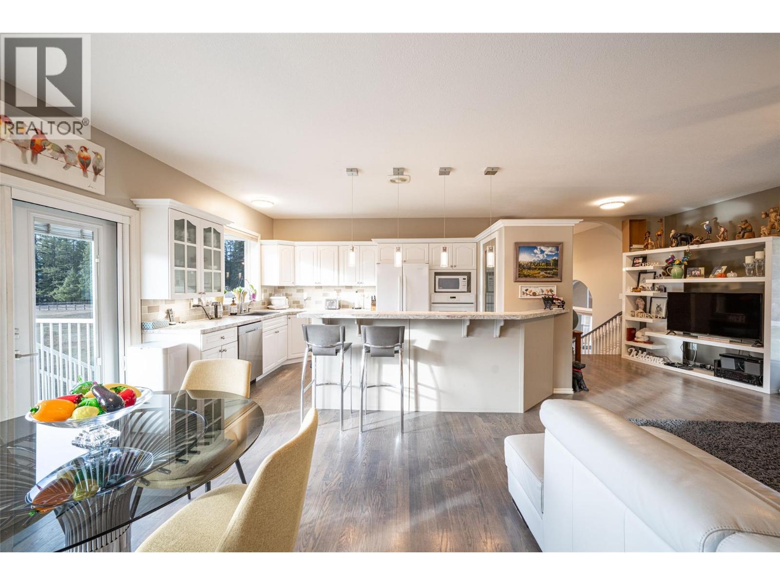 1851 70 Street SE - 56