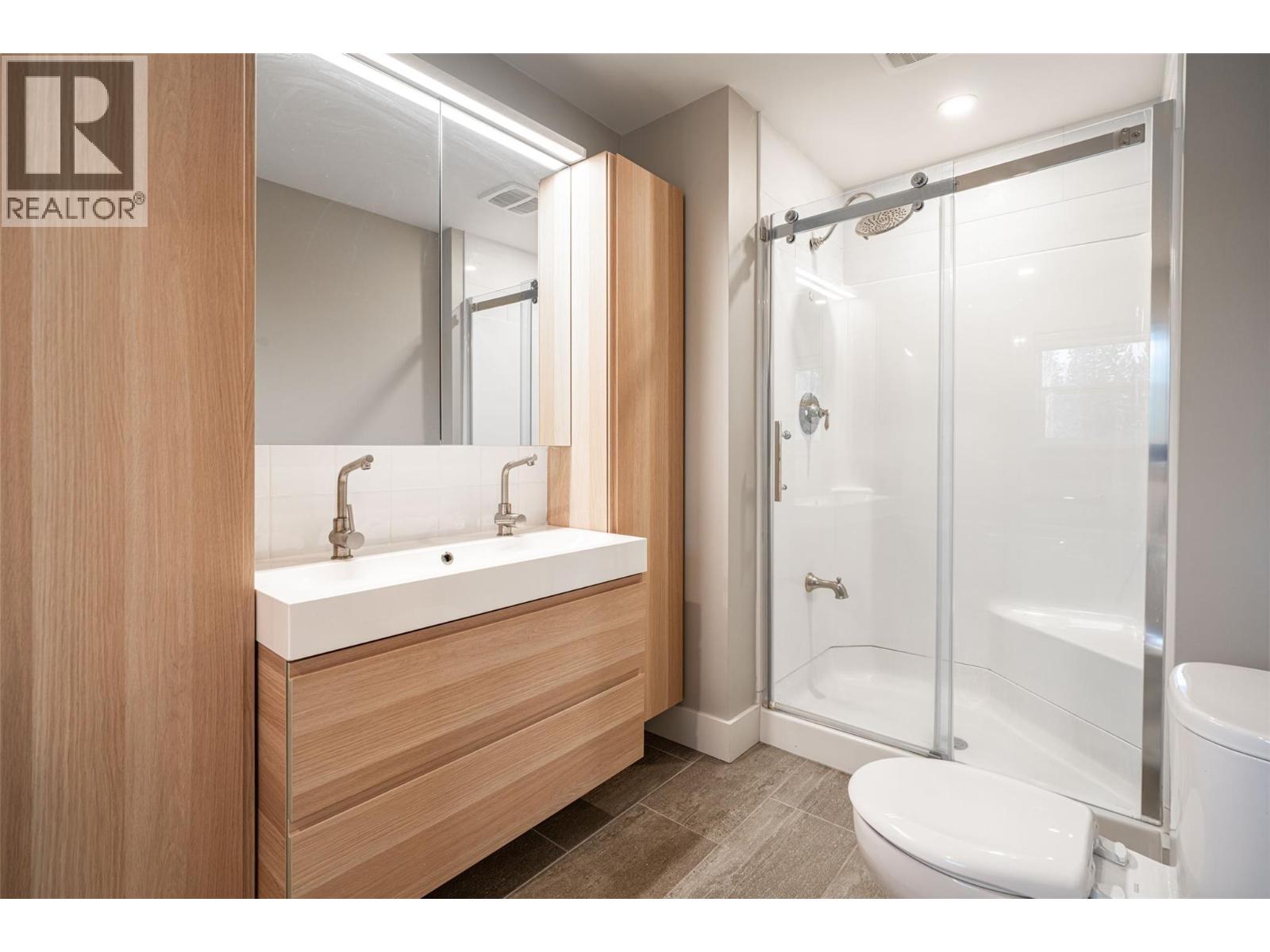 1851 70 Street SE - 85