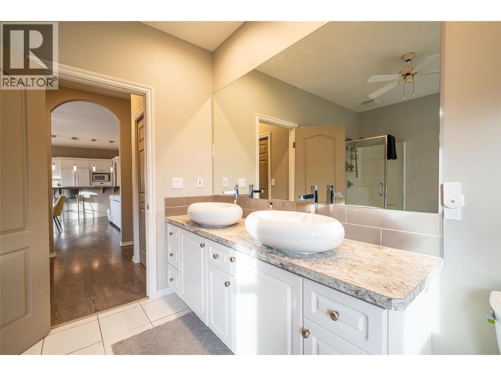 1851 70 Street SE - 72
