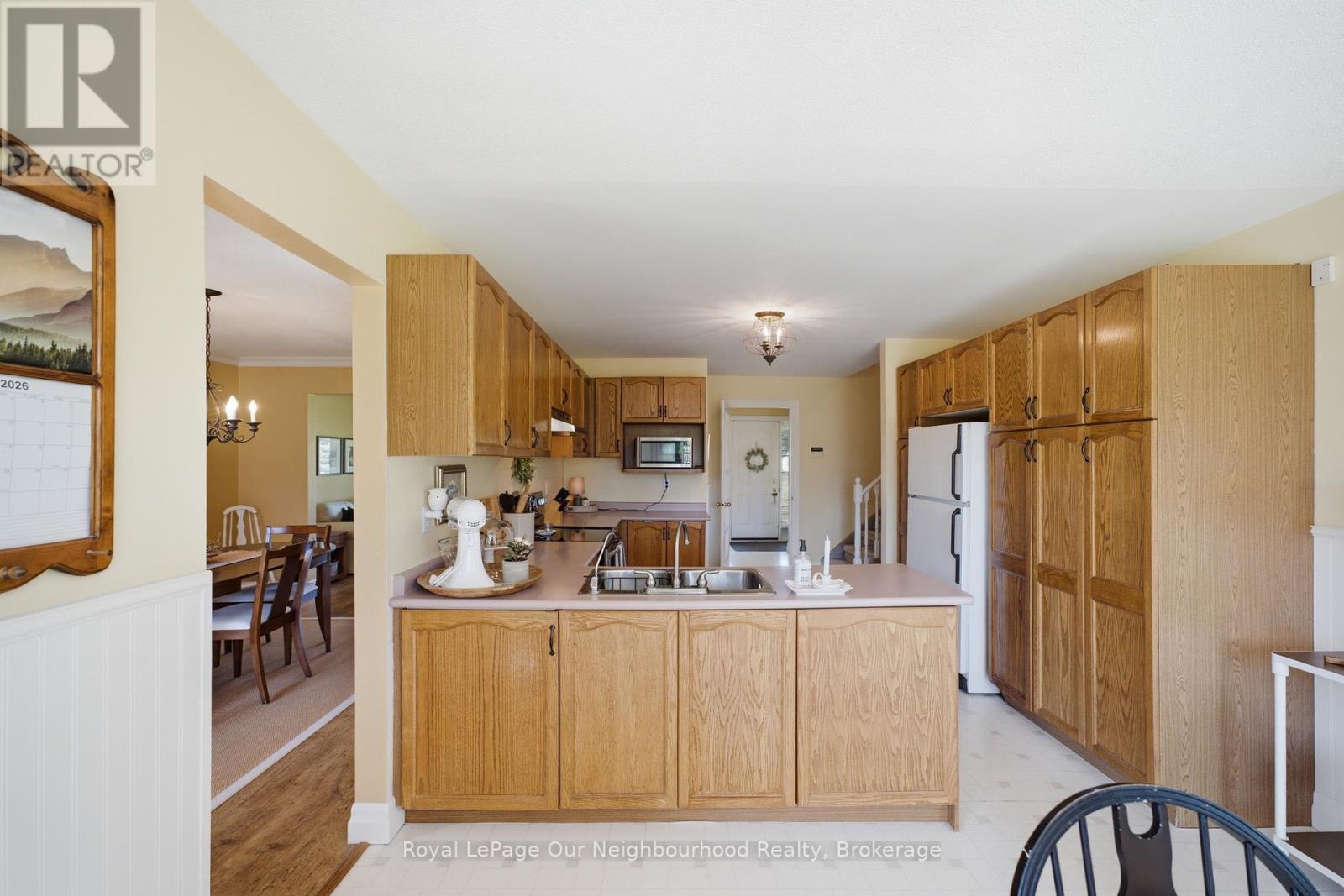 3839 LAROSE CRESCENT - 10