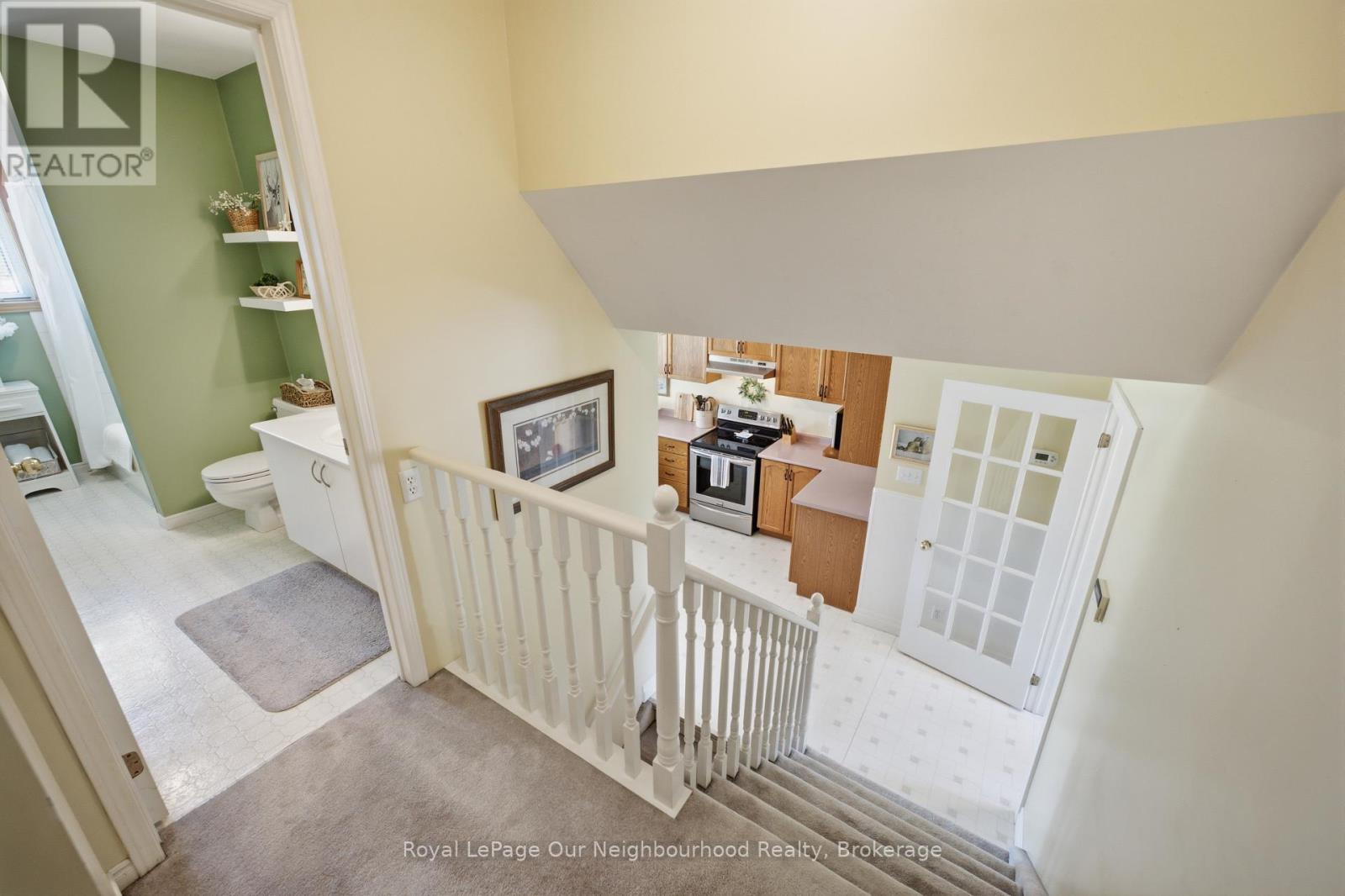 3839 LAROSE CRESCENT - 21