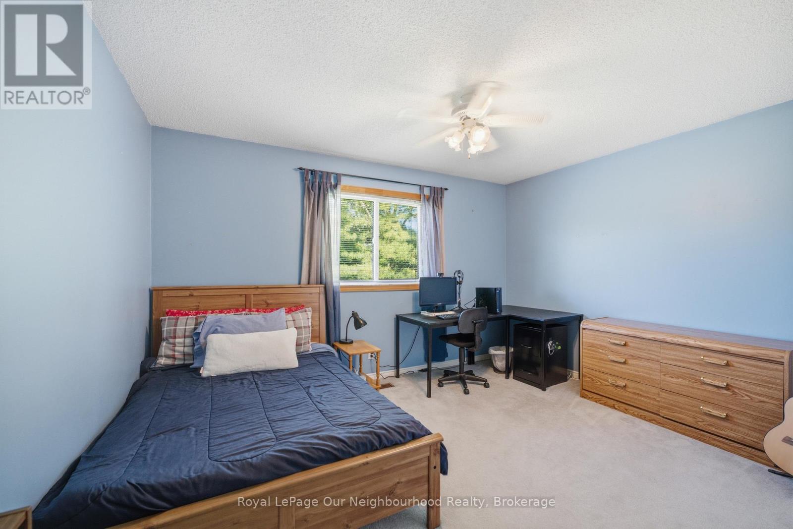 3839 LAROSE CRESCENT - 23