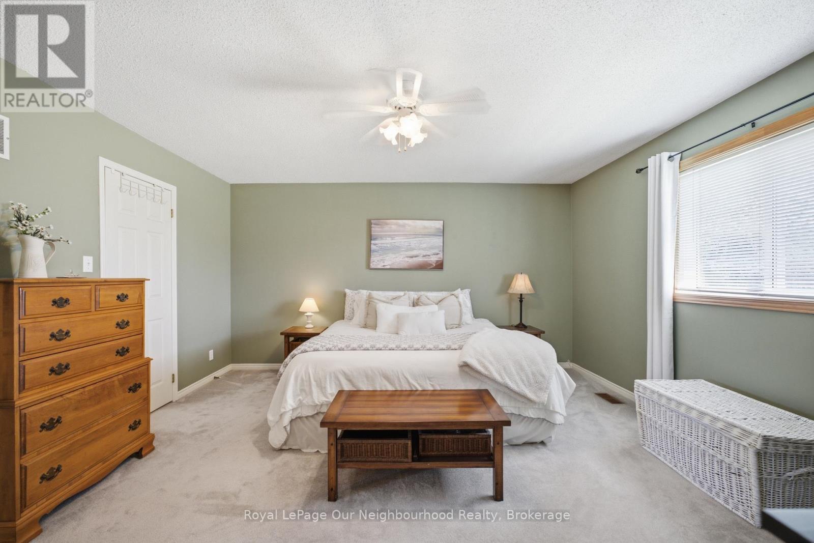 3839 LAROSE CRESCENT - 27