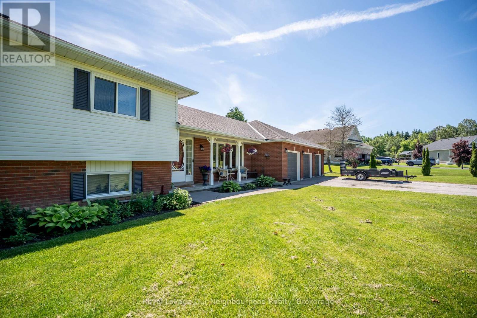 3839 LAROSE CRESCENT - 3