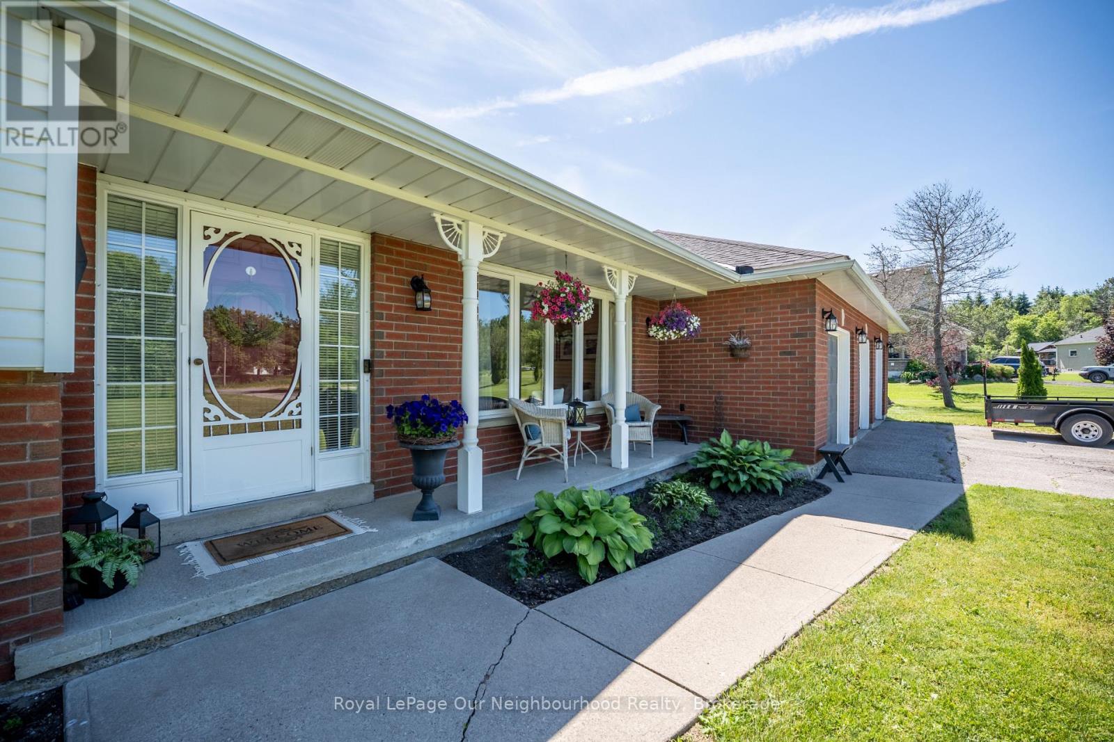 3839 LAROSE CRESCENT - 4