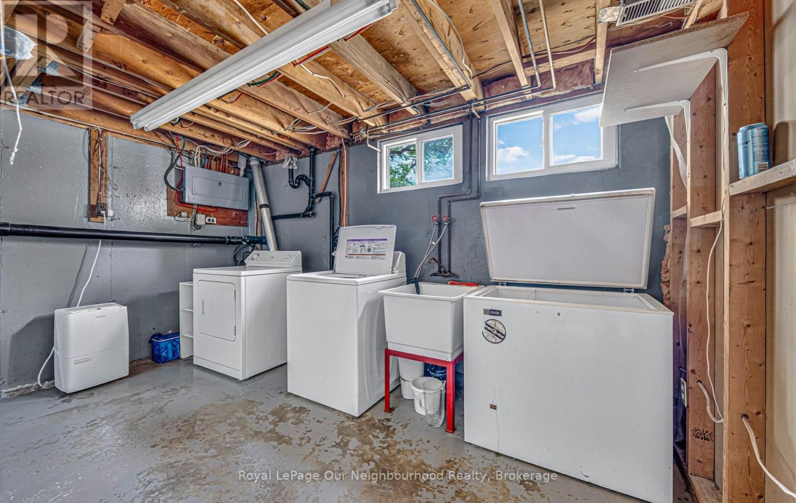 120 MASSEY ROAD - 19