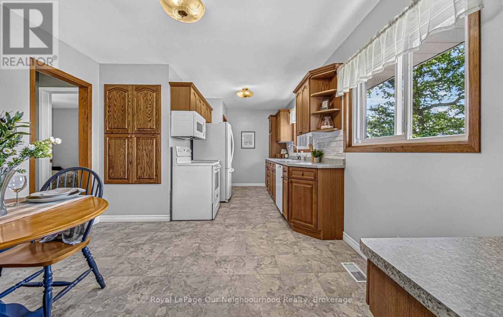 120 MASSEY ROAD - 5