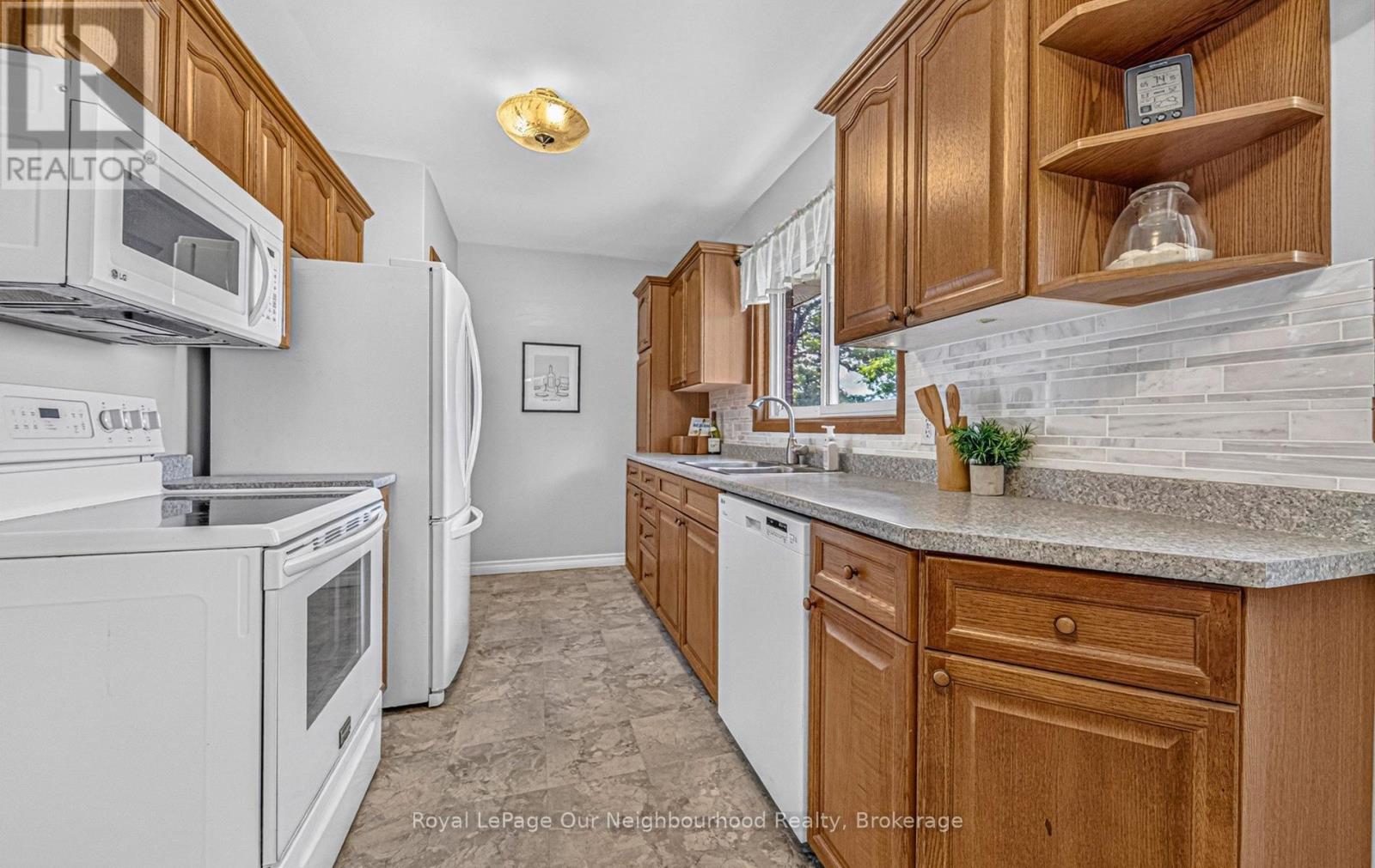 120 MASSEY ROAD - 7