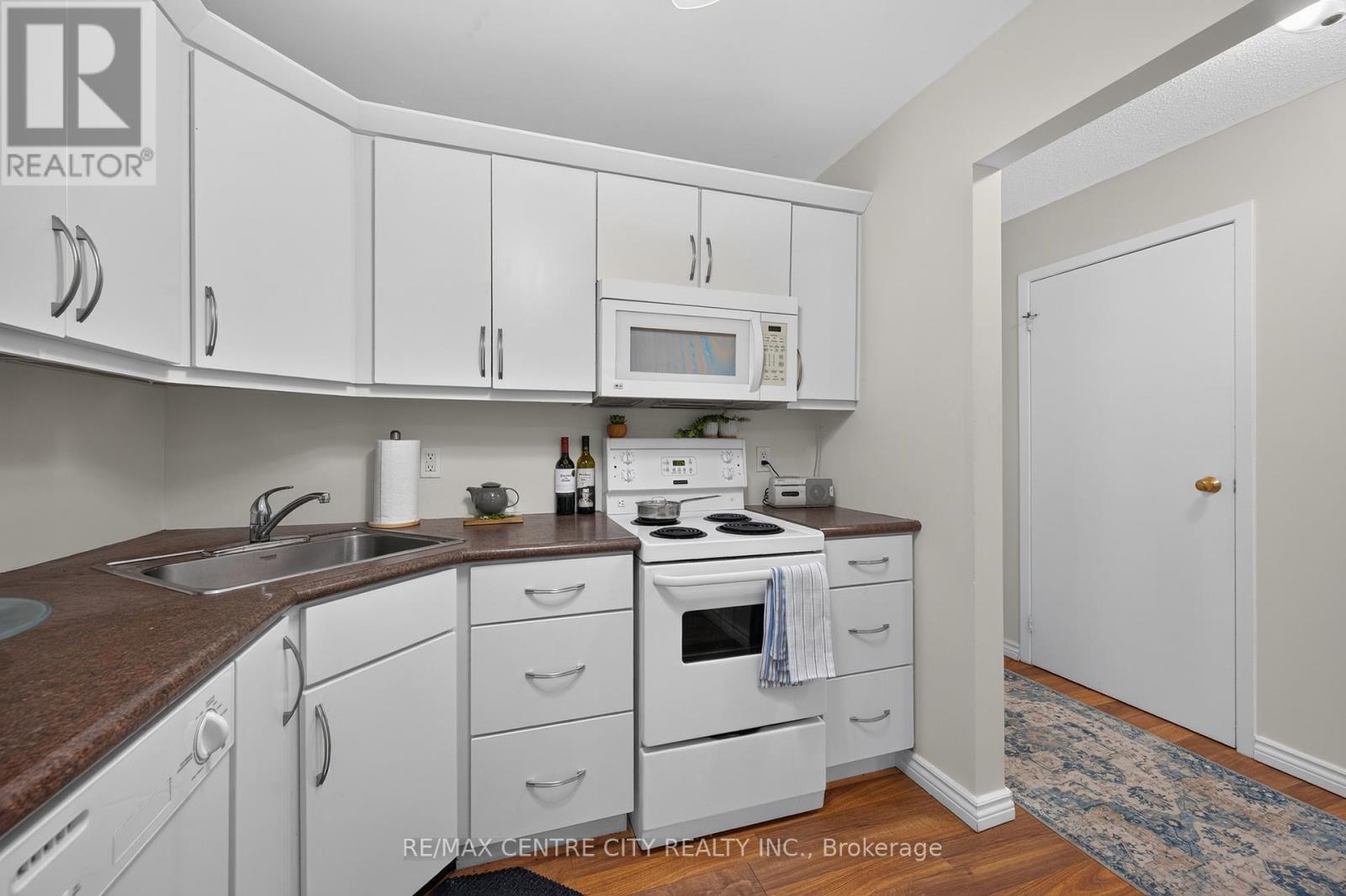 #309 729 DEVERON CRESCENT - 10