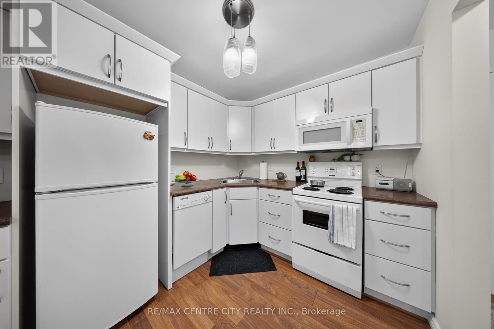 #309 729 DEVERON CRESCENT - 11