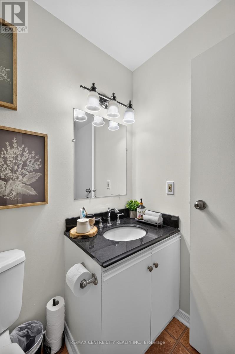 #309 729 DEVERON CRESCENT - 14