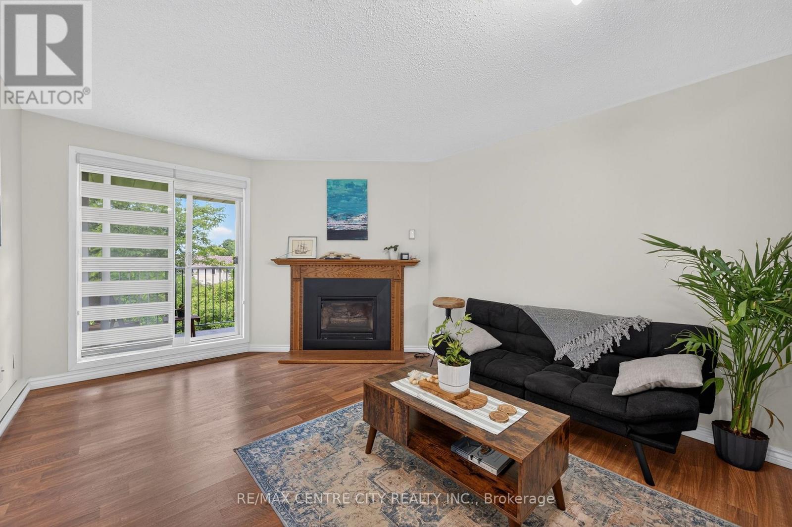 #309 729 DEVERON CRESCENT - 8